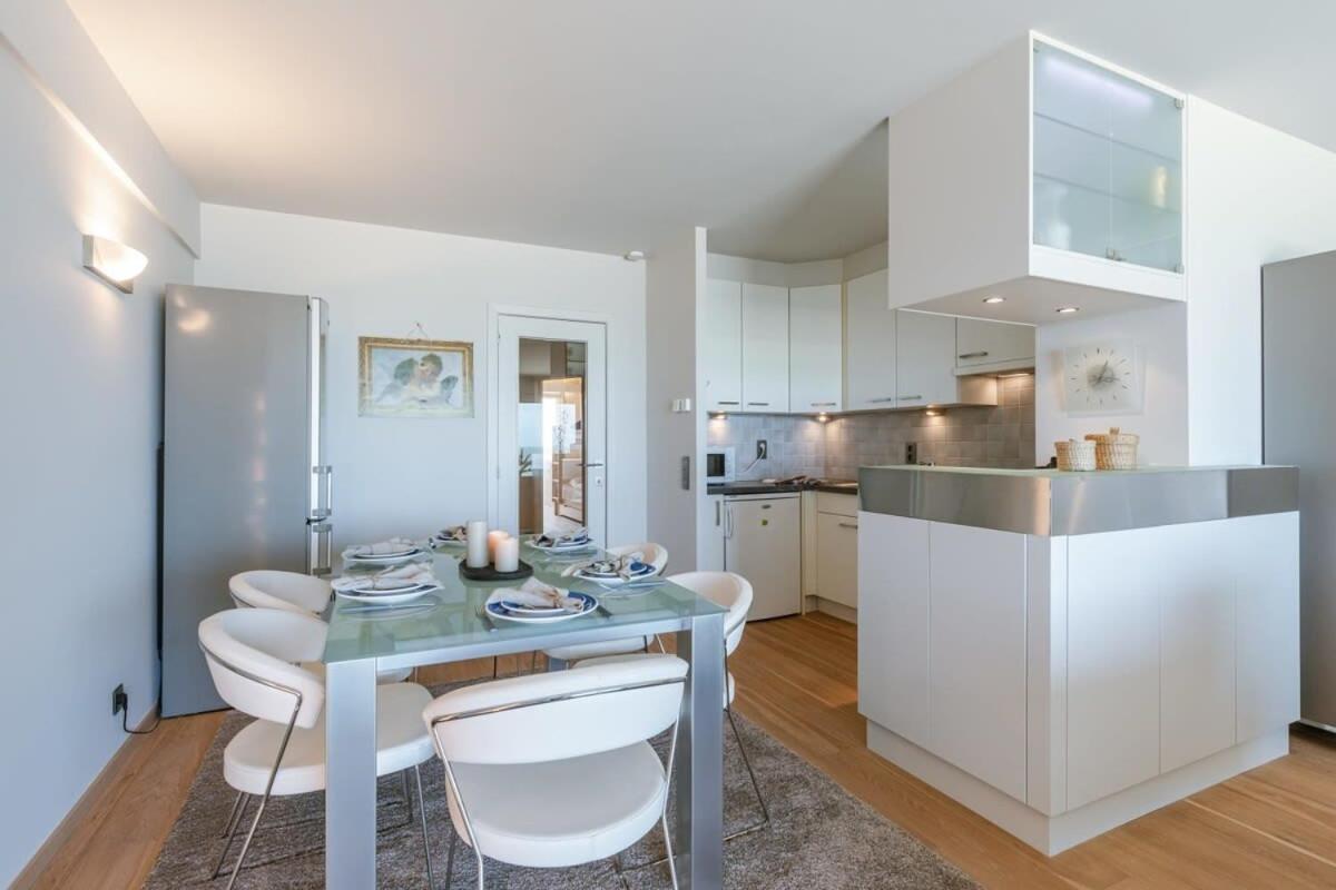 Huswell - Apartment With Stunning Sea View In ミデルケルケ エクステリア 写真